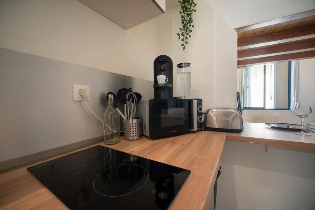 Appartement Tout Equipe Proche De La Plage 2 A 4 Couchages Марсилия Екстериор снимка